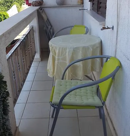 Nera Apartment *